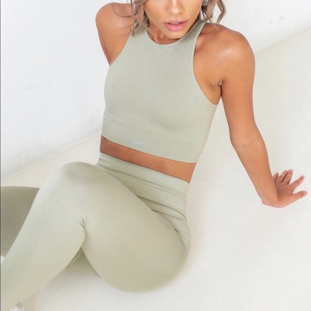 SETACTIVE Chai Latte Matching Set bra + Legging